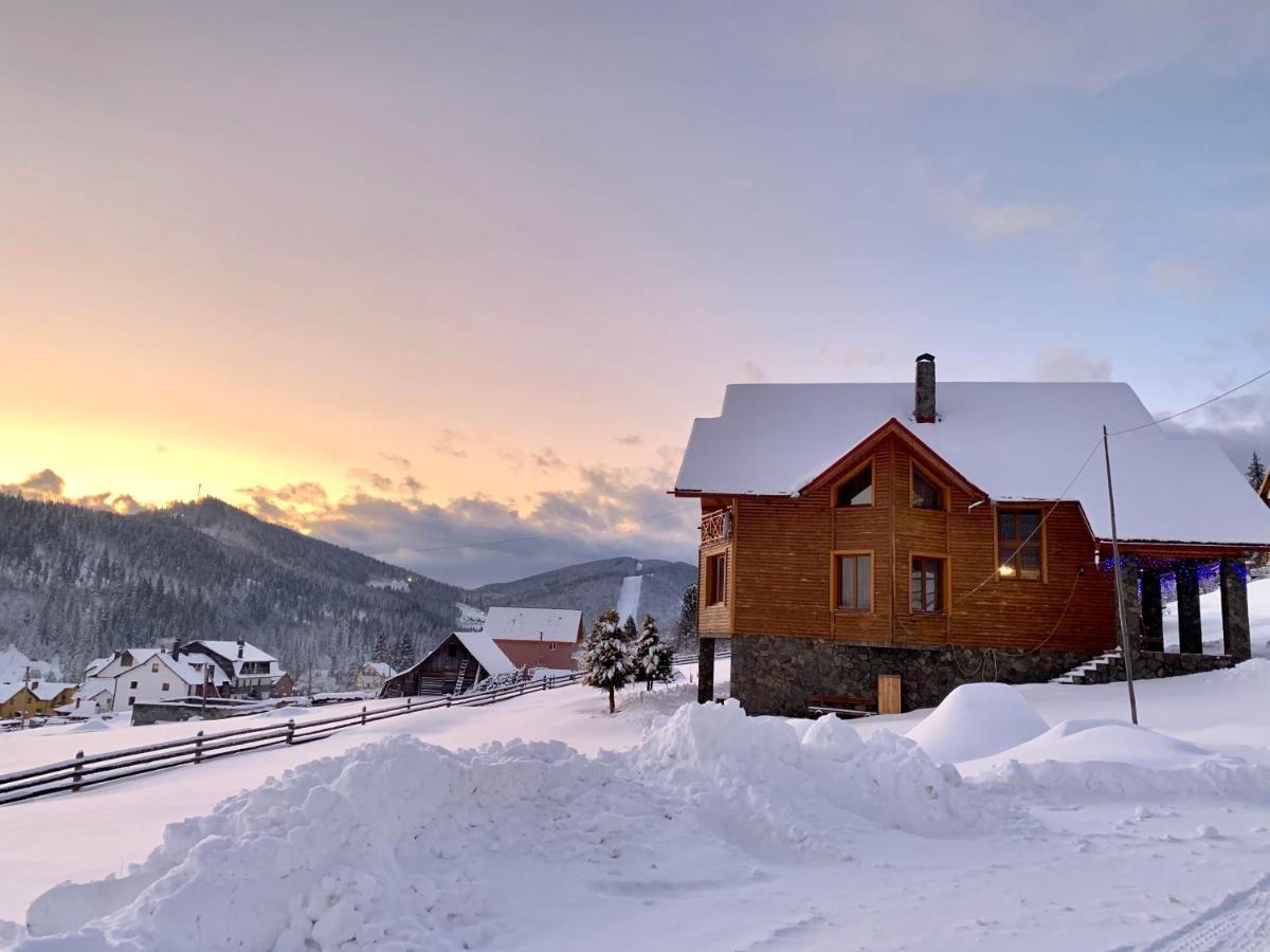 Guest House Velet Bukovel Dış mekan fotoğraf